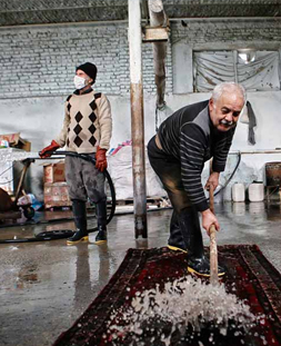 شستشوی سنتی قالی در قالیشویی رشت